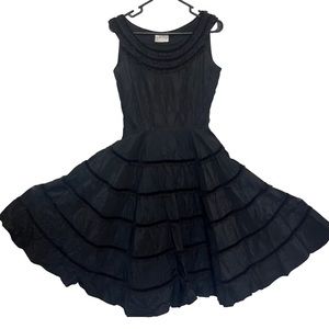 VINTAGE 50S FULL CIRCLE COCKTAIL DRESS  W/LACE&VELVET LINED BODICE& RUFFLE TIERS
